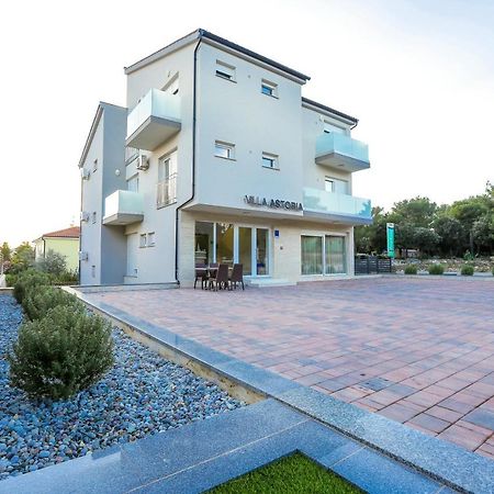 Villa Astoria Biograd Na Moru Exteriör bild